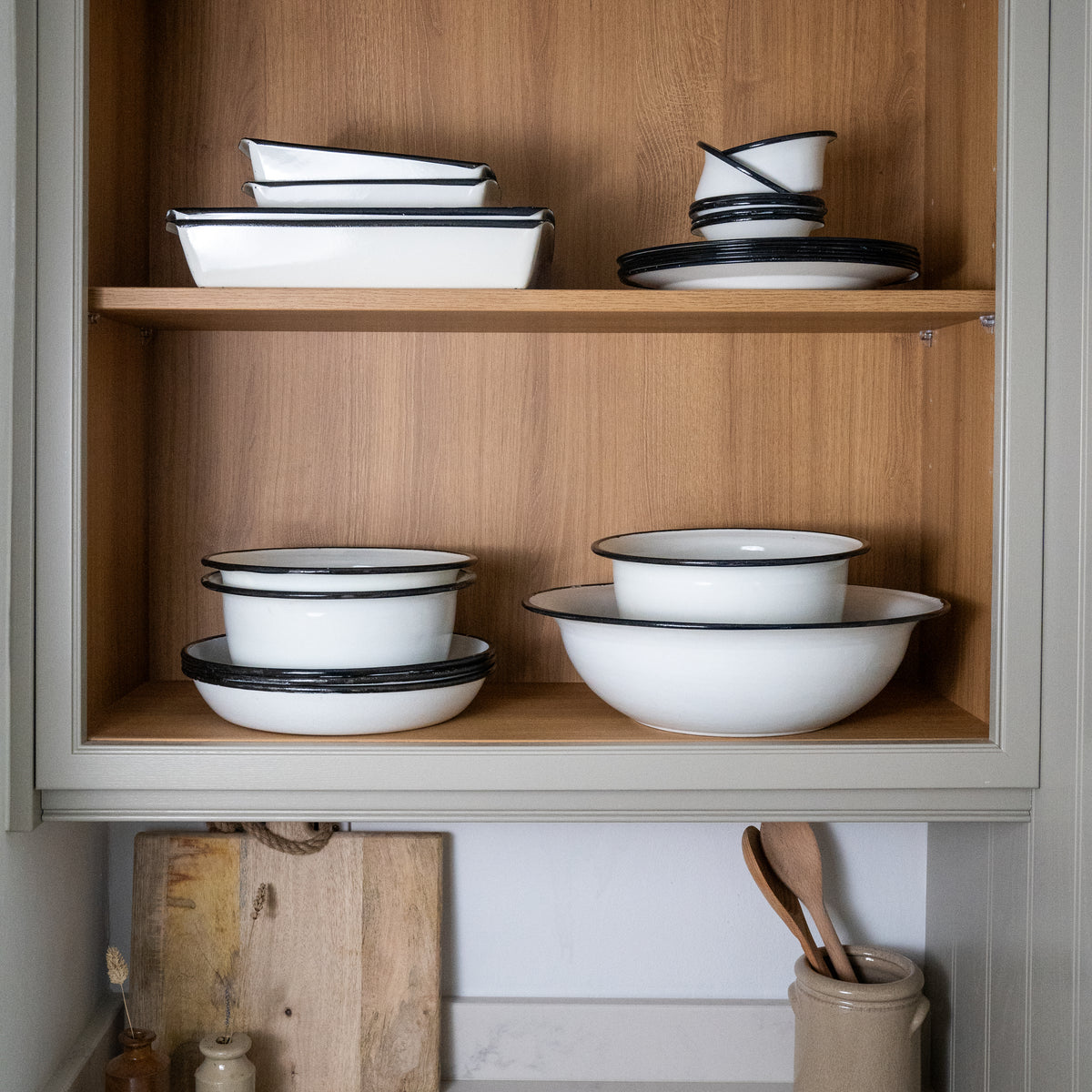 Individual Enamel pie dish – Burgess Reclamation